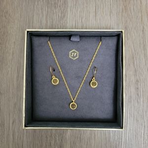 Julie Vos jewelry gift set